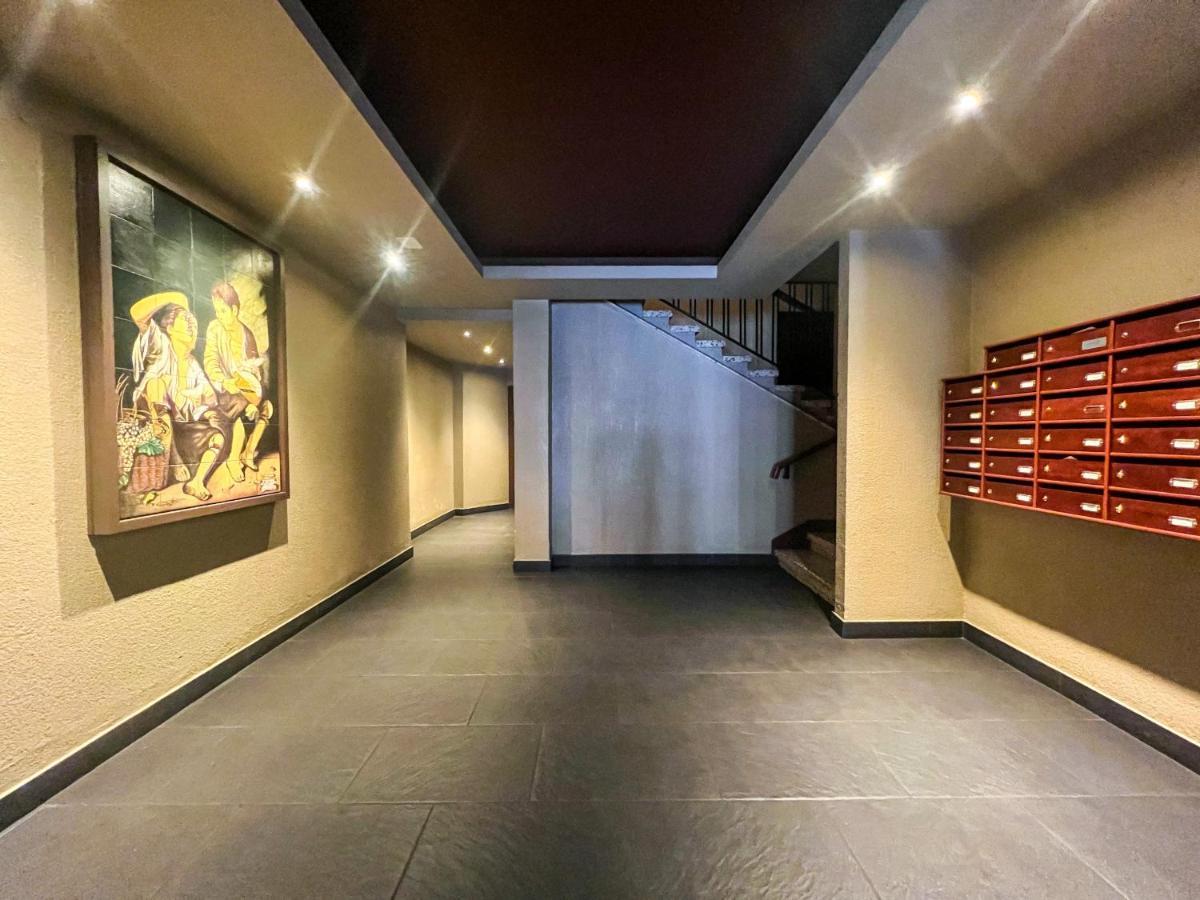 Apartamento Ontario En El Centro De Andorra La Vella Con Parking Apartment Exterior foto